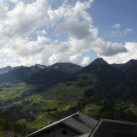 Molto Haus Appartement Raggal Buitenkant foto